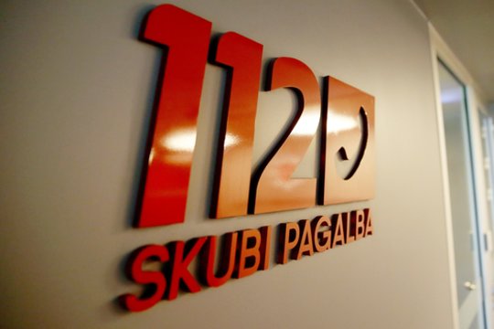 Kupiškio r. konfliktas: girtas jaunuolis kirviu sužalojo kitą girtą vaikiną