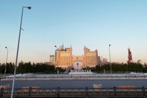 Rinkėjų aktyvumas Kazachstano prezidento rinkimuose – 77,4 proc.