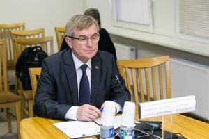 R. Karbauskio įtaka ir premjerui, ir Seimo pirmininko pozicijai aiški, sako V. Pranckietis 