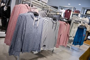 Vartojimo prekių kainos per mėnesį padidėjo 0,4 proc.