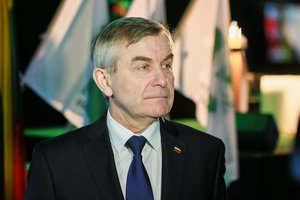 V. Pranckiečio patarimas derybininkams: reikia ginti valstietišką garbę