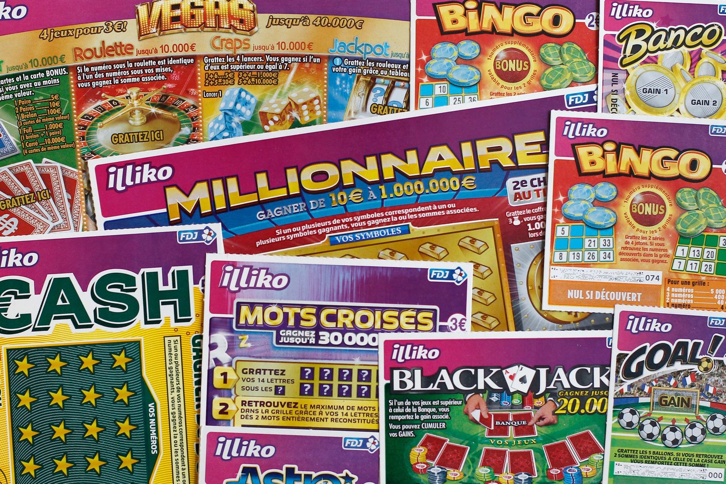 Jungtinės Karalystės loterijos „National Lottery“ rengėjai pranešė, kad buvo laimėtas didysis prizas ir vienas laimingasis į savo kišenę susižėrė net 123 milijonus svarų (138,4 mln. eurų).