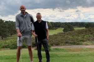 Po krepšinio sezono senus bičiulius Žydrūną Ilgauską ir Šarūną Jasikevičių suartina golfas