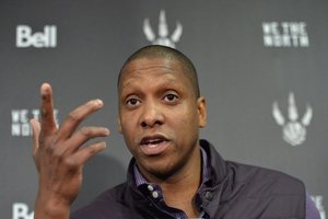 „Raptors“ geležinių kiaušų savininkas M. Ujiri, kuris iškeitė J. Valančiūną ir svaidėsi žodžiais „f..ck“ bei „nusišikt“