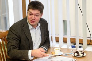 Iš „tvarkiečių“ frakcijos atšaukiamas V. Bukauskas, Seimo narys A. Mazuronis įstojo į Darbo partiją