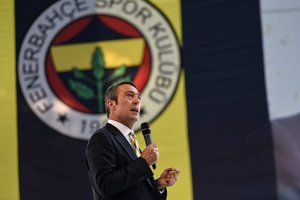 „Fenerbahce“ klubo prezidentas įvardijo įspūdingą skolą – krepšinis taip pat serga