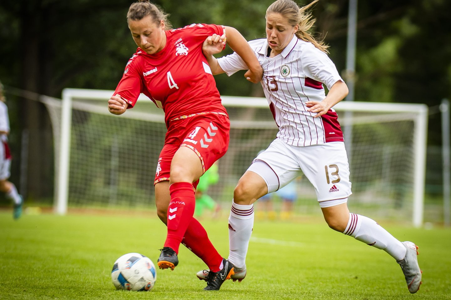 Lietuvos moterų futbolo rinktinė<br>LFF.lt ir LFF.lv nuotr.