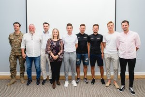 Nyderlandų ir Lietuvos futbolo žvaigždės žibės skirtingas kultūras vienijančioje šventė