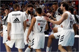 Stebuklas: jau pralaimėtame mače „Real“ per 100 sekundžių palaužė „Barcelona“