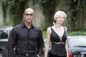 Atlikėjo Mundžio smurtą išgyvenusi buvusi žmona gailisi dėl praeities klaidos