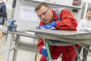 Geriausias kėbulų remonto žinovas Baltijos šalyse – specialistas iš Lietuvos