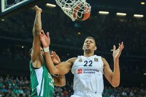 „Real“ milžinas W. Tavaresas klube liks ilgam ir taps brangiausiai apmokamu aukštaūgiu