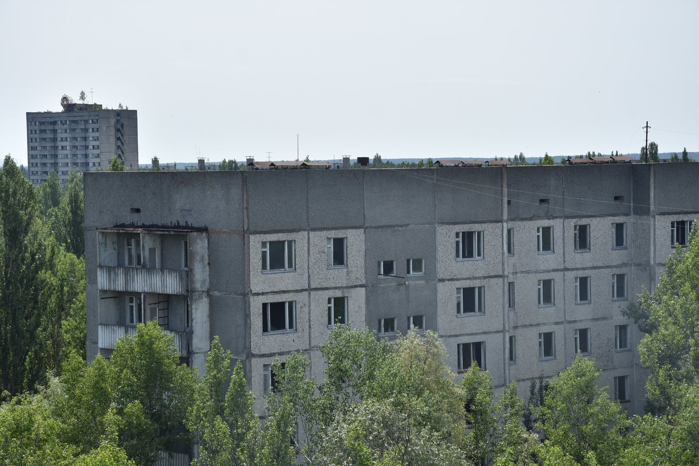  Vaizdai iš Černobylio zonos. Nuo Pripetės stogų.<br>E.Grižibauskienės nuotr.