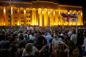 Rusai piktinasi Kremliaus&nbsp;sprendimu uždrausti skrydžius iš Rusijos į Gruziją