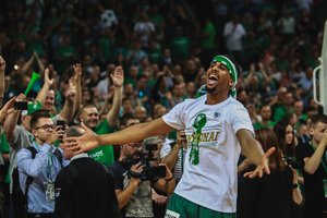 Su „Žalgiriu“ atsisveikinęs B. Daviesas perdavė jautrią žinią lietuviškai: „Tavęs nepamiršiu“