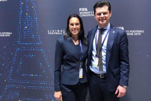 Moterišku kampu į agoniją išgyvenantį Lietuvos futbolą: „Turime mylėti ir išdrįsti sužibėti“