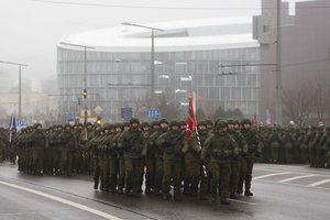 Į Lietuvą atgabenti pirmieji šarvuočiai „Boxer“, pradėta jų serijinė gamyba