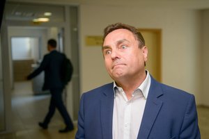 Seimas apsaugojo Petrą Gražulį – neleido patraukti baudžiamojon atsakomybėn 