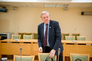 R. J. Dagys: konservatorių sankcijos – mėginimas išstumti iš partijos kitą nuomonę