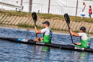 Per žingsnį nuo medalio – baidarininkams R. Nekriošiui ir A. Olijnikui pritrūko jėgų finišuojant