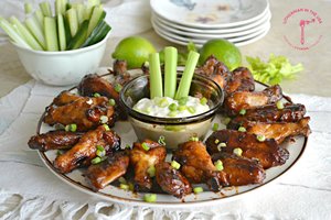 Vištienos sparneliams su barbekiu padažu neįmanoma atsispirti