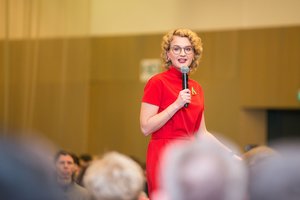 A. Armonaitė: „Tikimės, kad ir politiniuose oruose turėsime gaivaus oro gurkšnį“