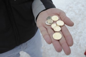 Gyventojai, kaupiantys lėšas II pakopos gyvenimo ciklo fonduose, skaičiuoja uždarbį