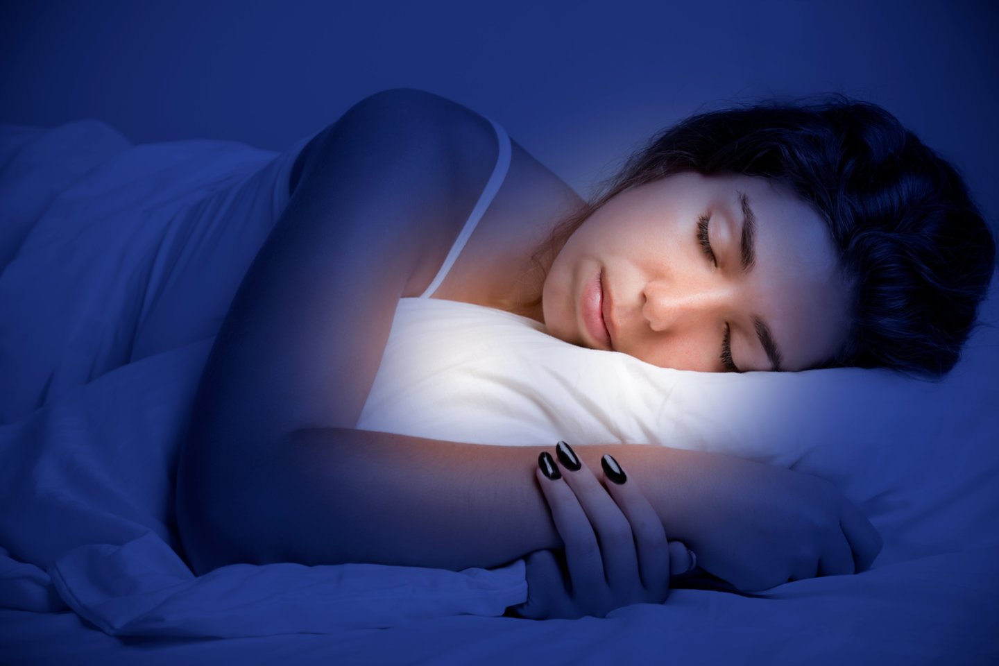Norintys turėti sveiką širdį žmonės turėtų kas naktį išmiegoti 6-8 val.<br> 123rf nuotr. 
