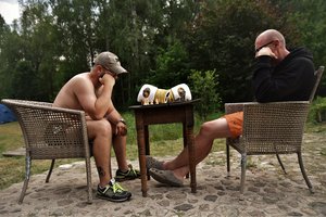 Neįprastame šachbokso turnyre – ėjimai lentoje ir smūgiai į veidą