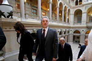 JAV teisėsauga vejasi Ukrainos oligarchą: sieja su Rusijos nusikalstamu pasauliu