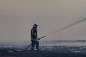 Akmenės rajone degė medienos perdibimo įmonė „Ekolignum“