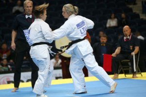 A. Meškauskienė išplėšė Prahoje kelialapį į karatė olimpiadą Tokijuje