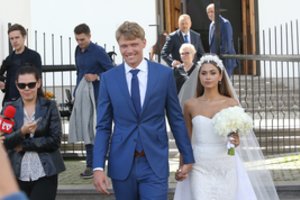 Šalia buvusios Mindaugo Kuzminsko žmonos Eglės – žavus ir turtingas vyras?