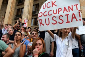 EŽTT nurodė Rusijai sumokėti kompensacijas taikių protestų dalyviams