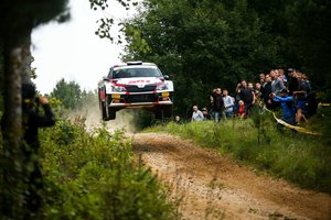 Elektrėnų ralyje – patogumai žiūrovams ir nauji tramplinai