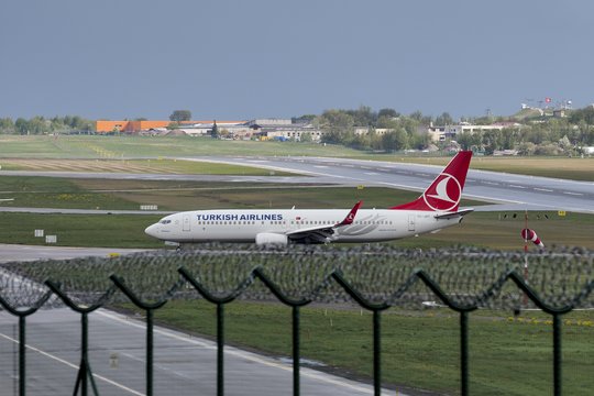 Vilniaus oro uoste planuojama dalies orlaivių perono rekonstrukcija: trikdžių skrydžiams nebus