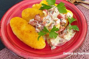 Šviežių bulvių blyneliai su ciberžole tokie skanūs, kad net įdaro nereikia