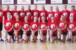 Lietuvos merginų rankinio rinktinė paskutinius štrichus prieš Europos čempionatą brėžia Tauragėje