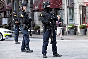 Danijoje trys vyrai apkaltinti pirkę dronų džihadistams