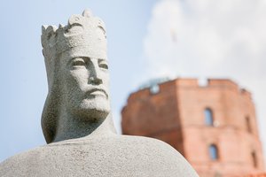 Mindaugo karūnavimas: lietuviai nežino kur, baltarusiai – kada