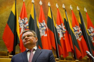 Savanoriškai Seimo pirmininko posto atsisakęs V. Gedvilas įvertino V. Pranckiečio situaciją