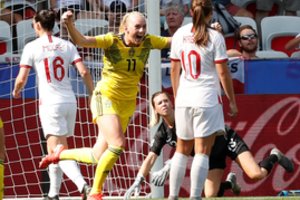 Pasaulio moterų futbolo čempionato bronzos medaliais pasipuošė švedės