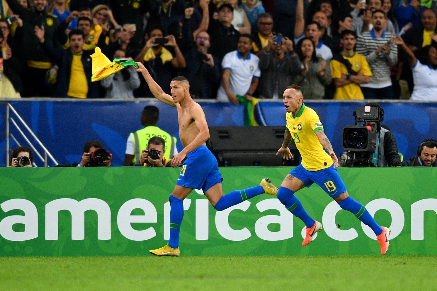  Brazilai iškovojo Pietų Amerikos čempionatą.<br> "Scanpix" nuotr.