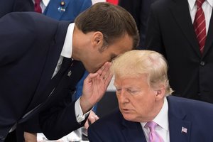 D. Trumpas ir E. Macronas aptarė ginčą dėl Irano branduolinės programos