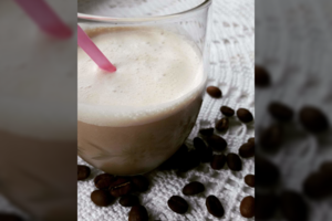 Šalta kava su ledais