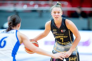 Į Lenkiją išvykdama Gabija Meškonytė: „Tikiuosi „Kibirkštį“ pamatyti su aukso medaliais“