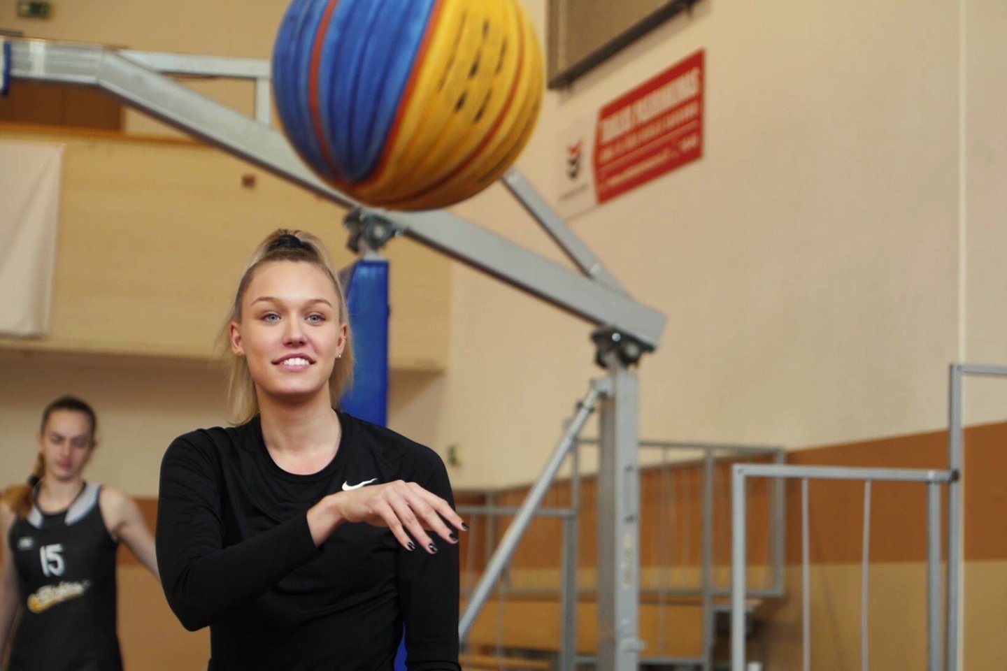  Gabija Meškonytė pasirašė sutartį su Lenkijos klubu<br>Mokyklų žaidynės nuotr.