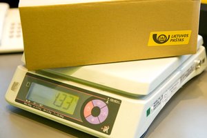 Pašto informacijos anglų kalba ieškojusį vyrą apėmė isteriškas juokas