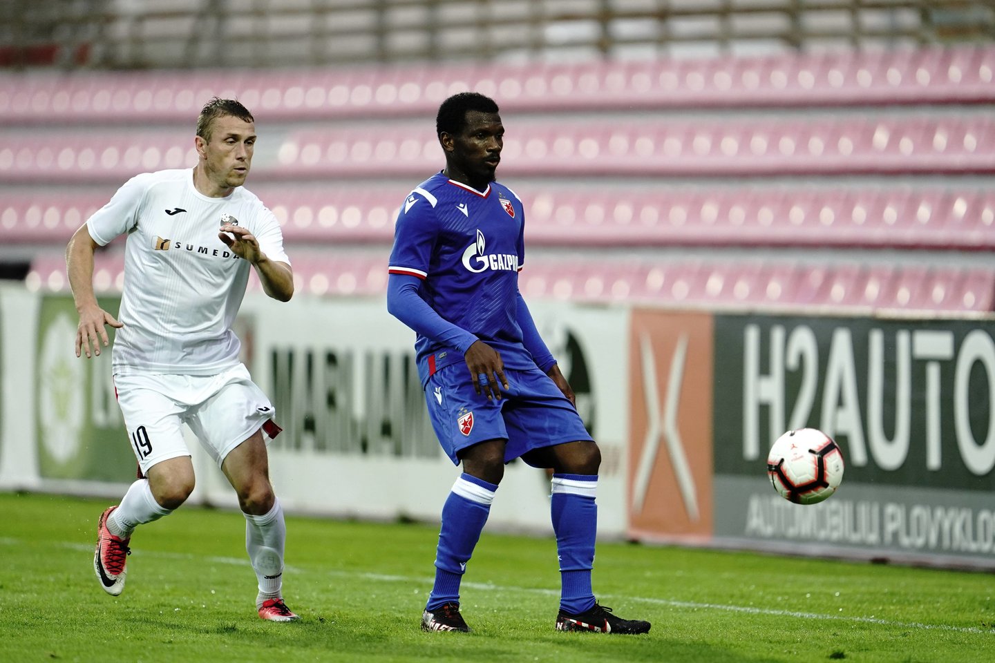 „Sūduva“ ir „Crvena Zvezda“ sužaidė lygiosiomis pirmose Čempionų lygos atrankos rungtynėse<br> IS/Scanpix nuotr.