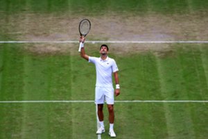 Pirmoji pasaulio raketė N. Džokovičius tiesiausiu keliu žengė į Vimbldono pusfinalį